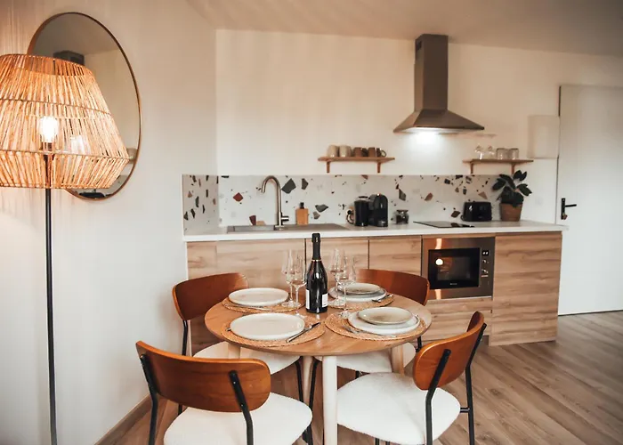 De Gamme - Centre - 3 Etoiles Apartment Epernay